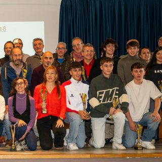 📸✨ Gracias a Sonrisas de la Calle ya podéis ver todas las fotos de la premiación del 35º San Silvestre Segoviana 2025 🏆🎉
👉 Aquí están: https://sonrieconestefania.wfolio.pro/disk/2026-01-10-entrega-premios-san-silvestre-j911sv

Desde la directiva del C.A.J. Blume esperamos que os gusten y que hayáis disfrutado de la gala tanto como nosotros ❤️👏

🏃‍♀️🏃‍♂️ ¡Os esperamos el próximo 31 de diciembre corriendo por las calles de Segovia! 🎄🎆

#SanSilvestreSegoviana #Segovia #Atletismo #CajBlume #SonrisasDeLaCalle 😊💪