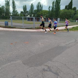 🏃‍♂️🔥 ¡Gran actuación en la XXI Carrera Popular de Marugán! 🔥🏃‍♀️

El pasado sábado 2 de mayo por la tarde, nuestros atletas lo dieron TODO 💪 en Marugán, dejando el listón bien alto 🙌

13º en cruzar la meta fue Mario López, marcando un tiempazo de ⏱️ 27'59'' 👏💨
💥 Por su parte, Lucas Calzada logró una magnífica 16ª posición con ⏱️ 28'32'' 🔝

Dos grandes carreras, luchando en puestos delanteros 🏆⚡ ¡Orgullo de equipo! 💙

👏👏 Enhorabuena a ambos por el esfuerzo y los resultados
🚀 ¡A seguir creciendo y cumpliendo objetivos!

#Atletismo #CarreraPopular #OrgulloDeEquipo #Running #Deporte #Motivación 💥🏃‍♂️