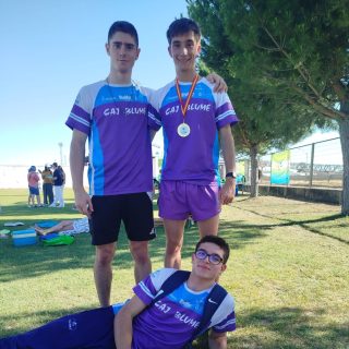 🥇🏆🔥⚡️ El atleta del C.A.J.Blume, Gonzalo Hernández Miguelañez, se proclama campeón autonómico sub20 en la prueba de los 1.500 m.l. 🥇🏆🔥⚡️
📍 Aranda de Duero, 04 de julio de 2026 
El atleta del C.A.J.Blume, Gonzalo Hernández Miguelañez, se ha proclamado campeón de Castilla y León en la prueba de los 1.500 m.l. con un tiempo de 4:19.81 en el Campeonato Autonómico Sub20 celebrado el 06 de julio en Aranda de Duero (Burgos). 
Además, en la prueba de los 100 m.l. el atleta Aitor Cruz Álvarez consiguió el 10º puesto parando el crono en 12.29 y este mismo atleta consiguió en los 200 m.l. el 8º puesto.
Resultados:
1.500 m.l. masculino
🥇 1º Gonzalo Hernández Miguelañez 4:19.81
100 m.l. masculino
🔟10º Aitor Cruz Álvarez 12.29 (-0.😎
200 m.l. masculino
8️⃣ 8º Aitor Cruz Álvarez 24.91 (-0.4)
#atletismo #atletismoenpista #trackandfield #ESCUELADEATLETISMO #JóvenesAtletas #OrgulloDeEquipo #PasiónporelAtletismo #cajblume #orgulloblume