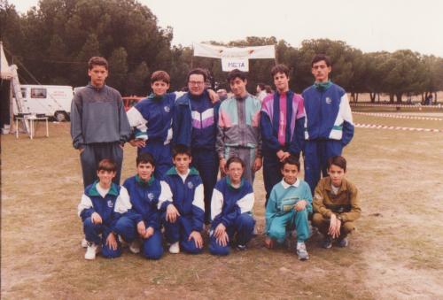 1994-Final-Escolar-de-Castilla-y-Leon.-En-Media-del-Campo.-Claret-Todos-del-Blume